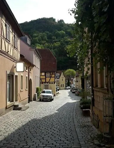 Nostalgie Erleben Im Historischen Turmwaechterhaus 펜션 Zeil am Main